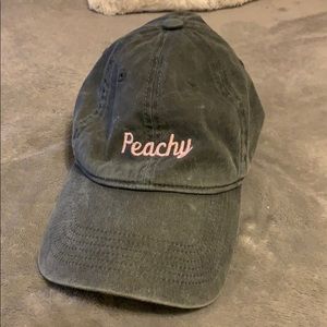 Brandy Melville hat